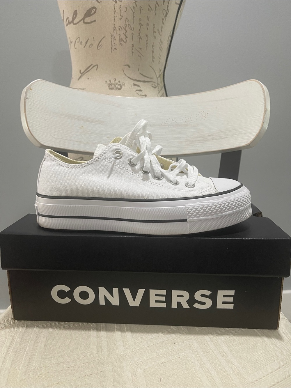Converse